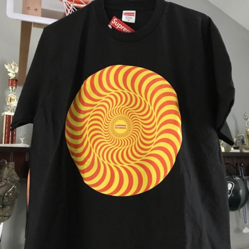 Supreme Spitfire Collab tee size medium